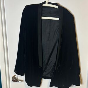 🖤 Midnight Velvet Blazer w/ Satin Collar – Cool Girl Classic